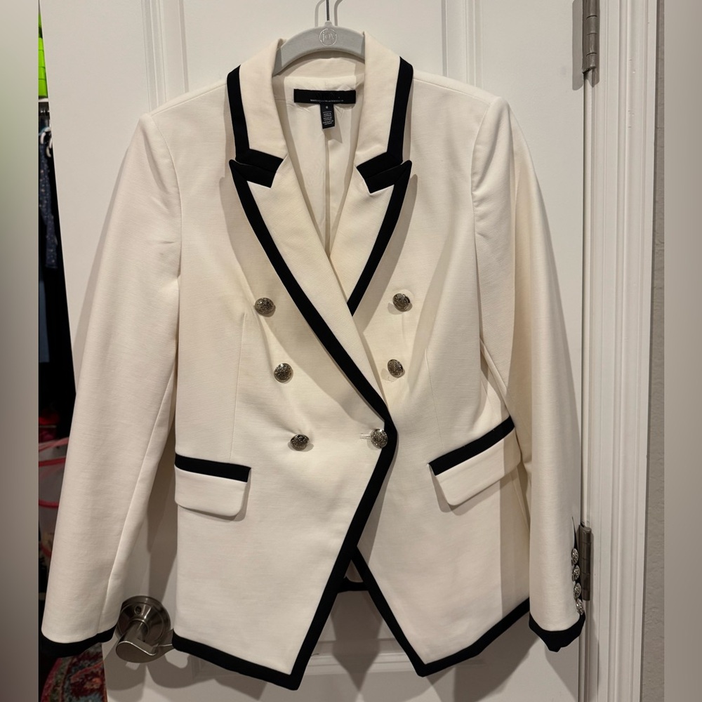 White House Black Market Cream Blazer with Black Trim